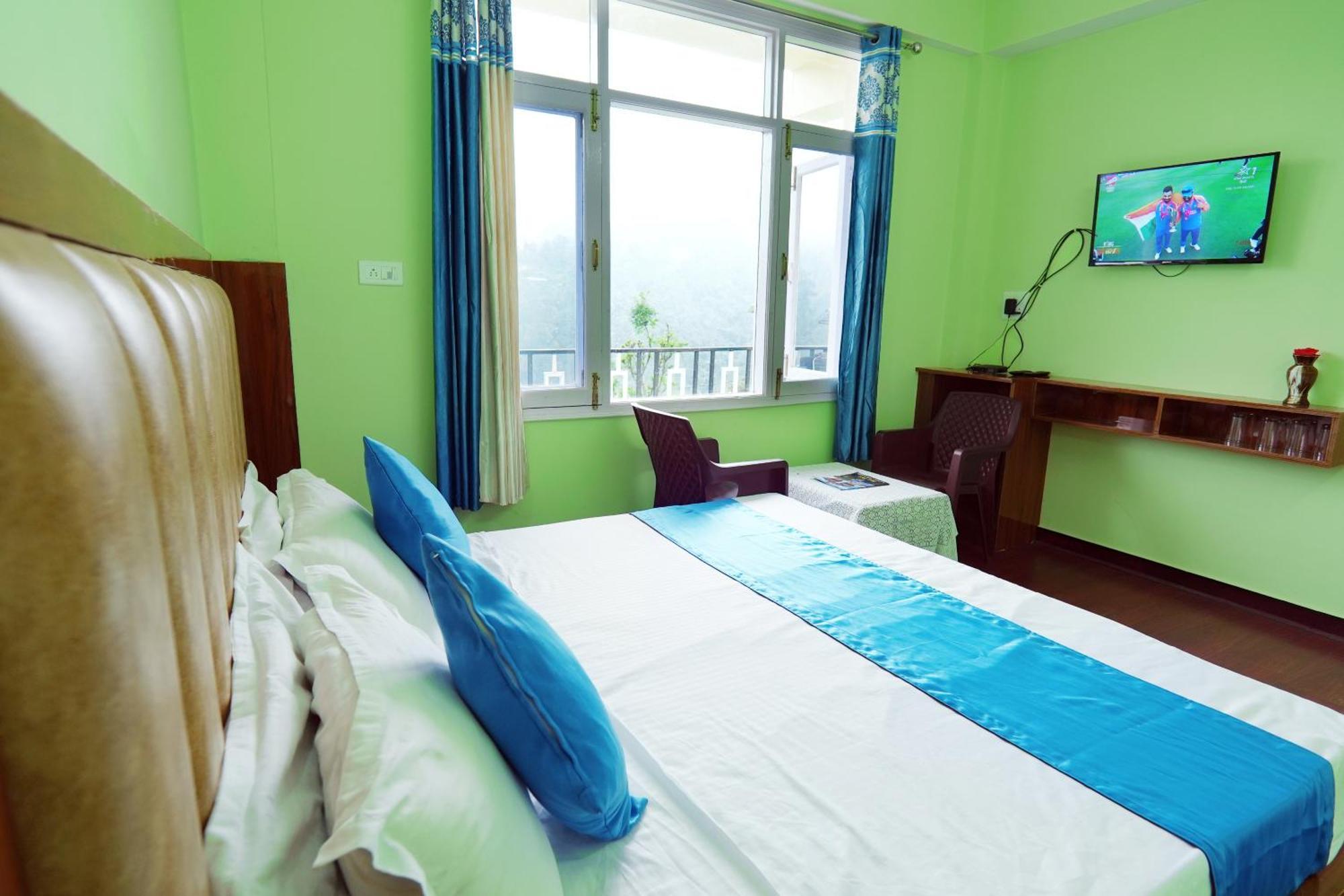 Shimla Hills Apartments 2Bhk Extérieur photo
